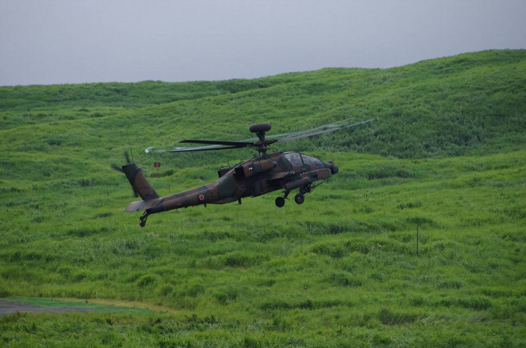 AH-64D ヘリコプター