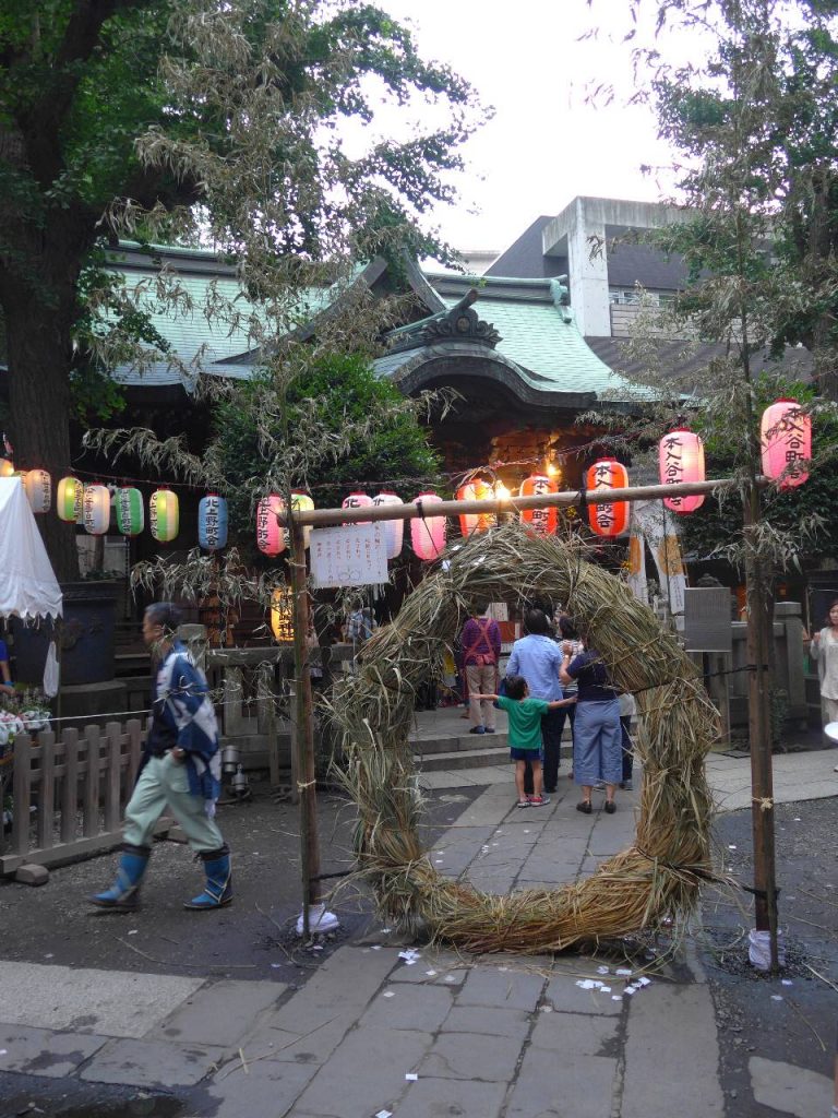 小野照崎神社の茅の輪