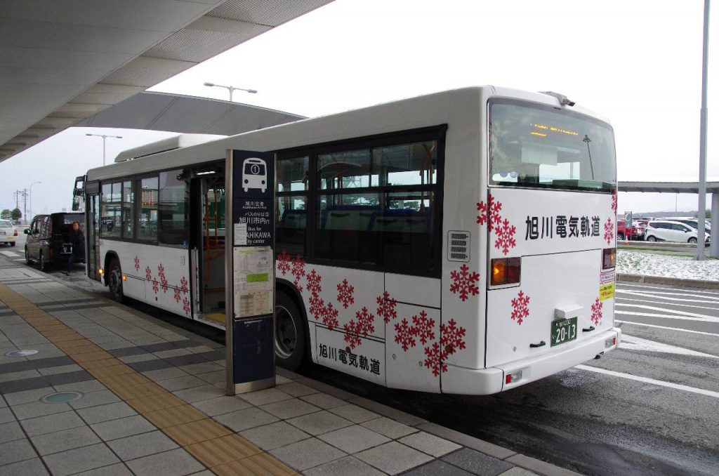全然空港バスっぽくない、旭川空港から旭川市街への空港バス
